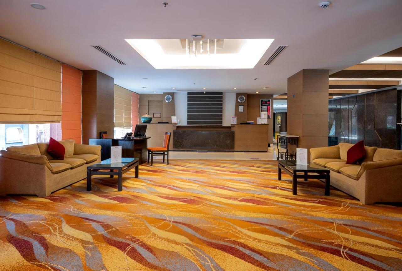 เรดิสสัน โฮเต็ล แคธแมนดู Hotel กาฐมาณฑุ ภายนอก รูปภาพ